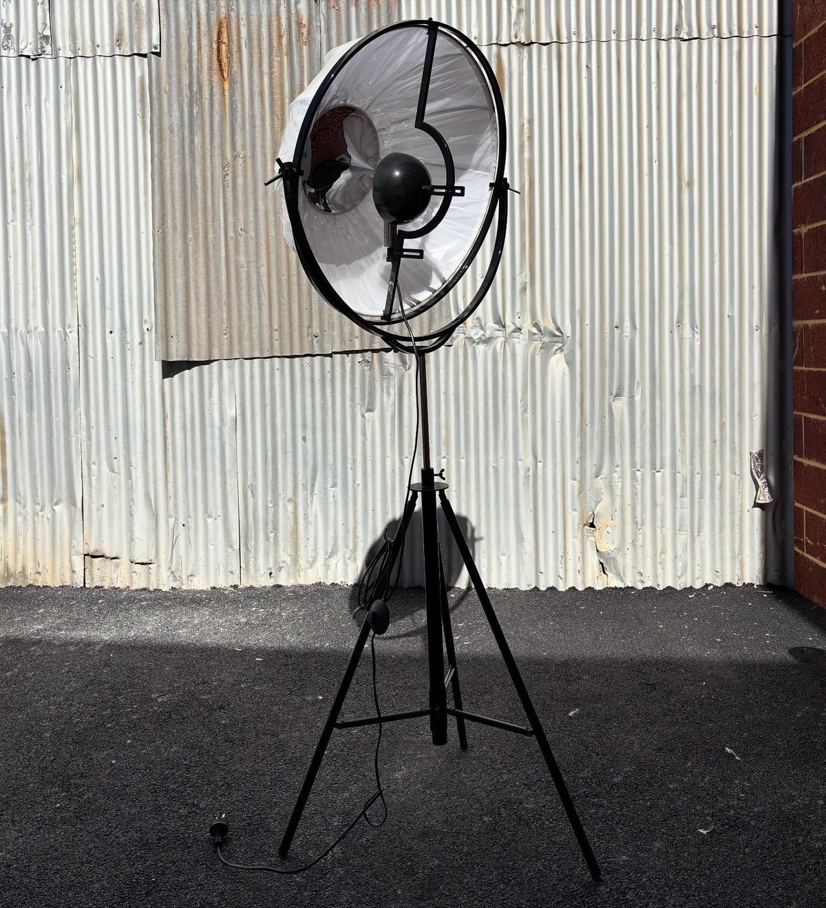 Replica Mariano Fortuny Tripod Floor Lamp – Statement Piece