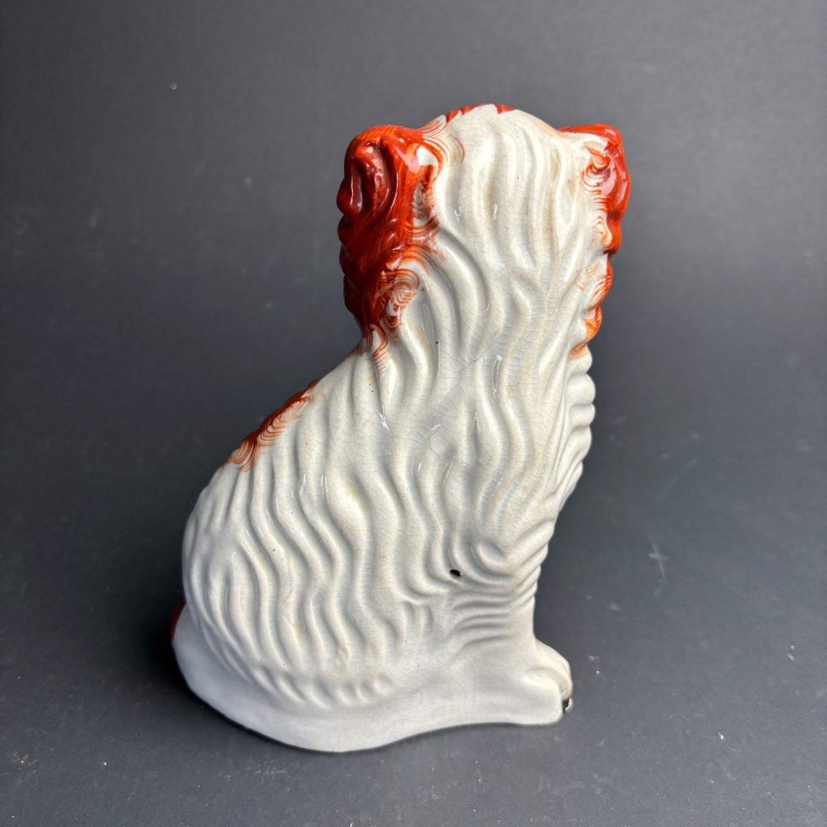 Staffordshire Style Spaniel Figurine – Antique Style Red & White Ceramic Dog (19.5cm)