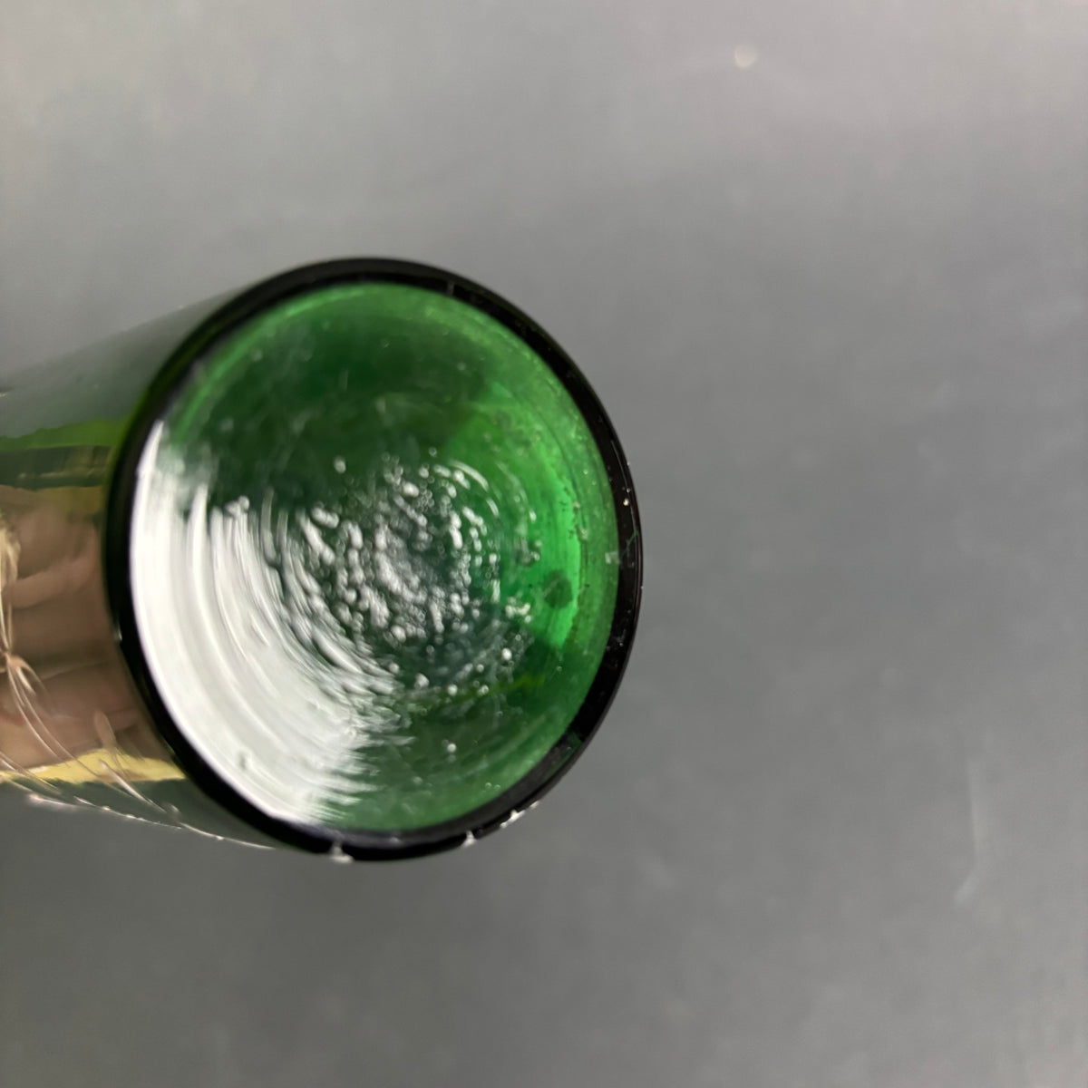 Antique Green Mary Gregory Style Glass Tumbler – Cherub / Cupid c.1880