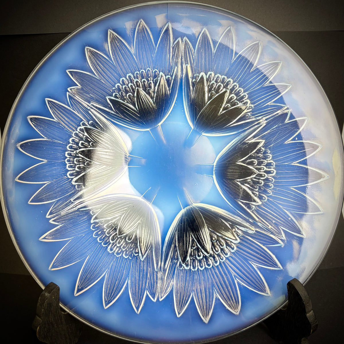 Large French Art Deco Opalescent Glass Dish by Pierre D’Avesn c1930s Signed