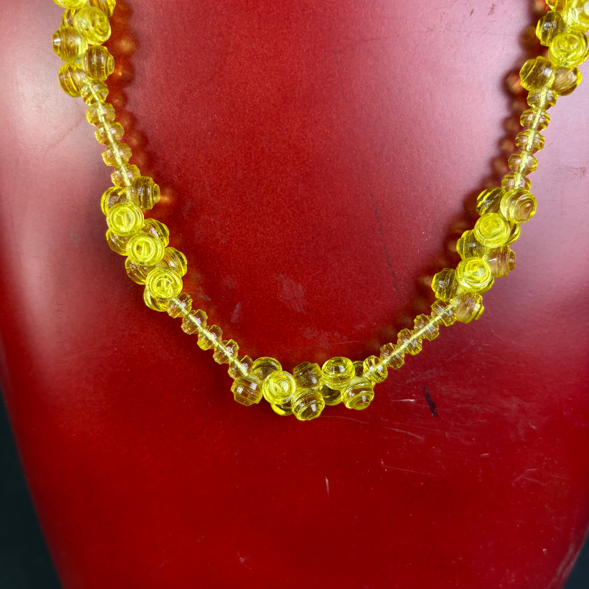 Vintage Uranium Glass Beaded Necklace c.1950s–1970s