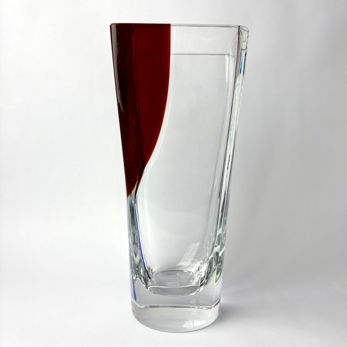 Modern Studio Art Glass Vase — Sculptural Clear & Ox-Blood Design