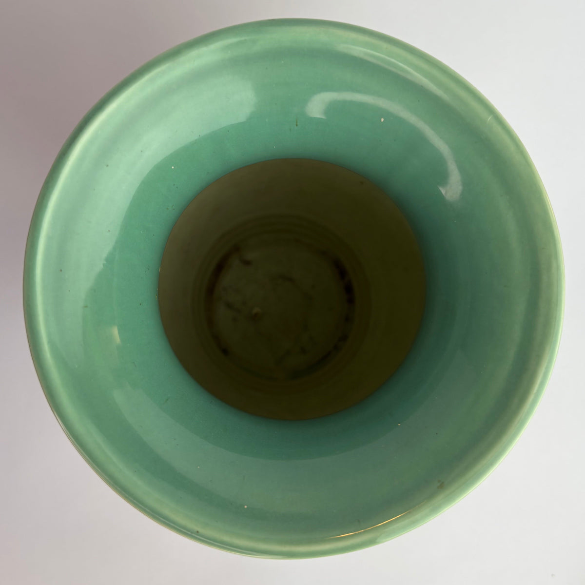 Wembley Ware Two-Tone Vase – 28cm – Western Australia