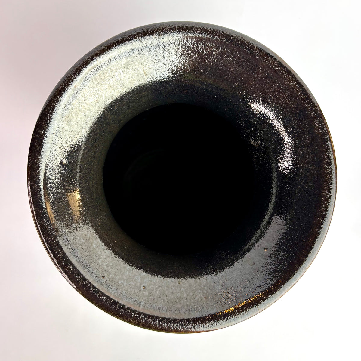 Höf Pottery Vase – 28cm – Olive & Charcoal Glaze – Western Australia Studio Ceramic