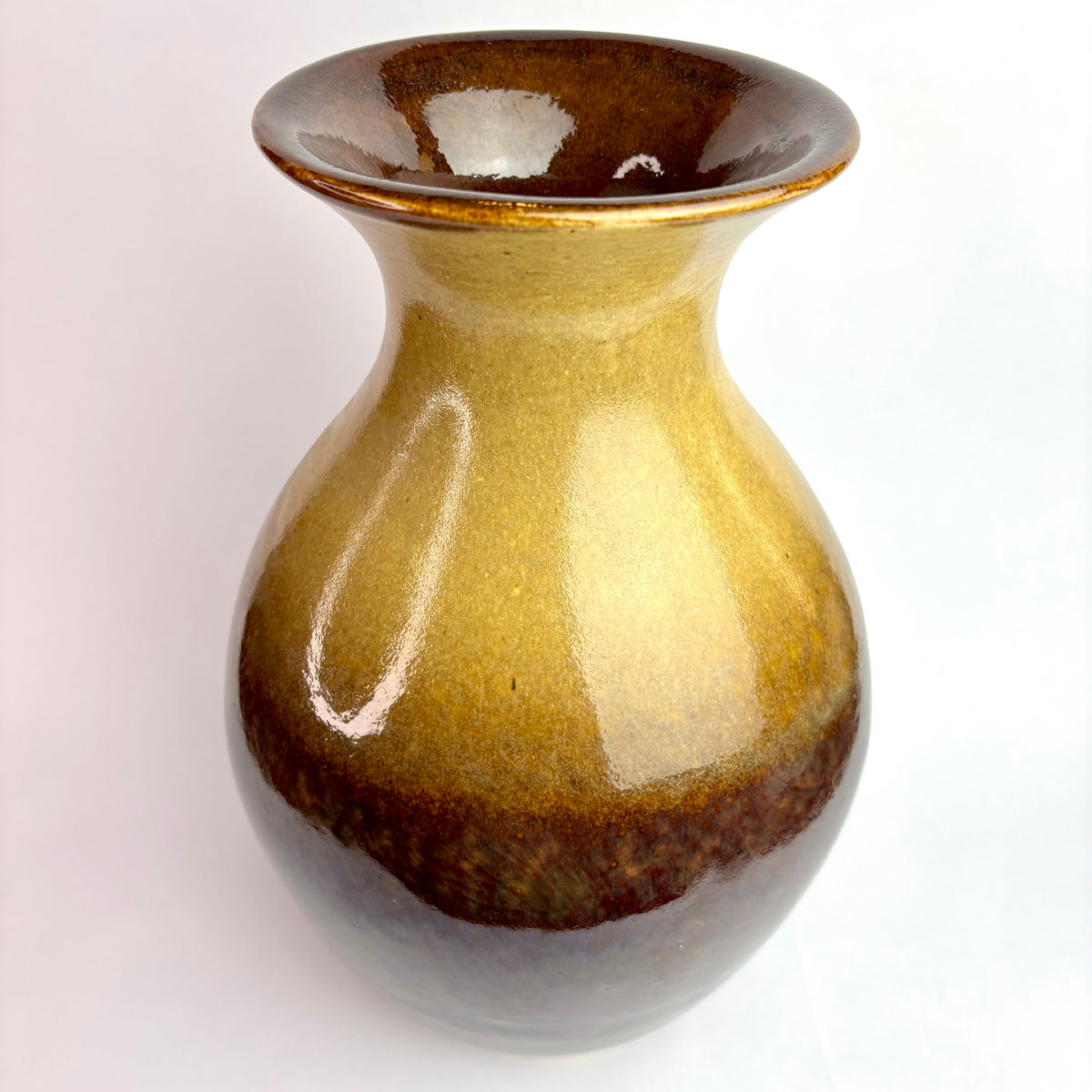 Höf Pottery Large Vase – 33cm – Honey & Iron Glaze – Western Australia Studio Ceramic