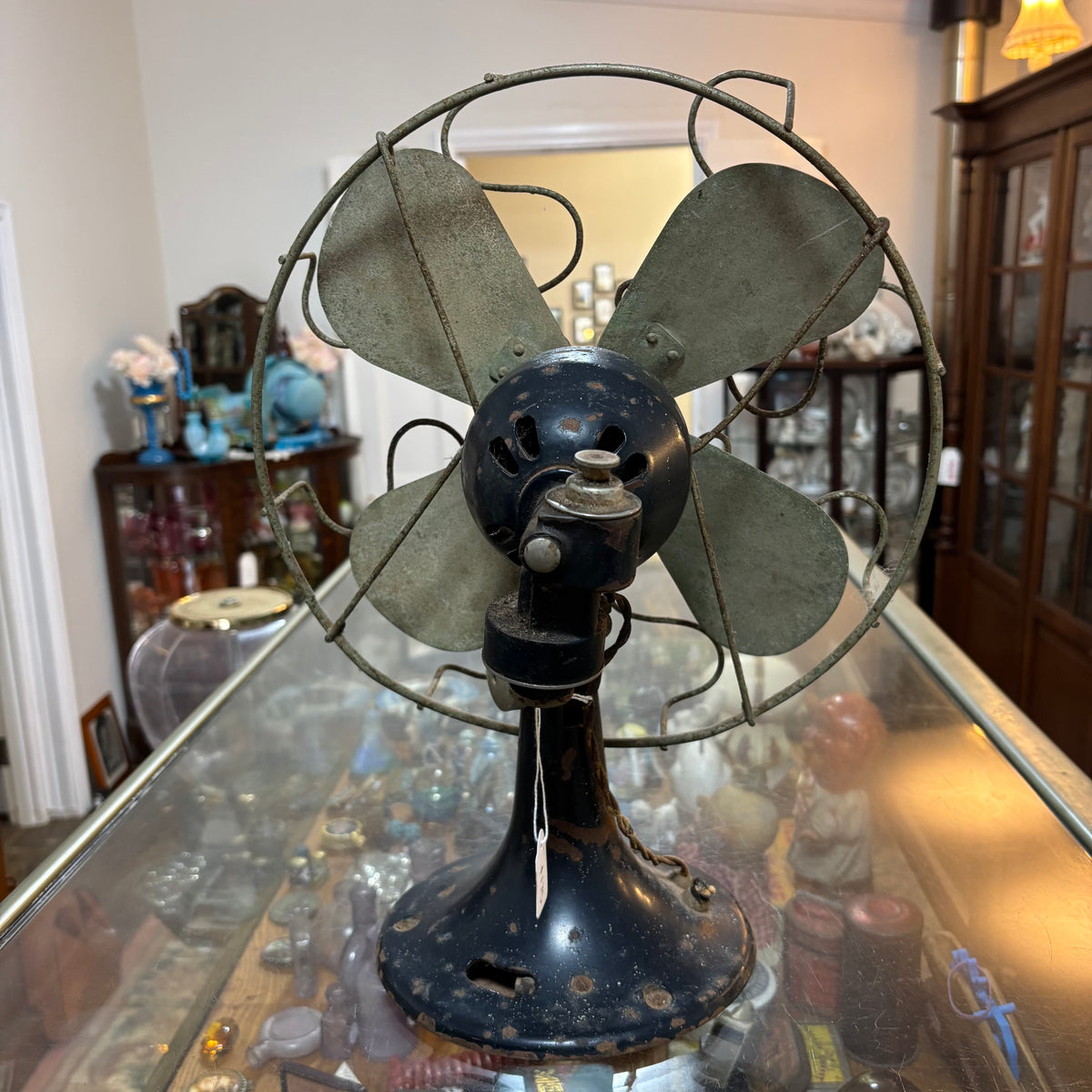 Vintage Elcon Oscillating Electric Desk Fan c1930s–40s – Original Australian Industrial Fan
