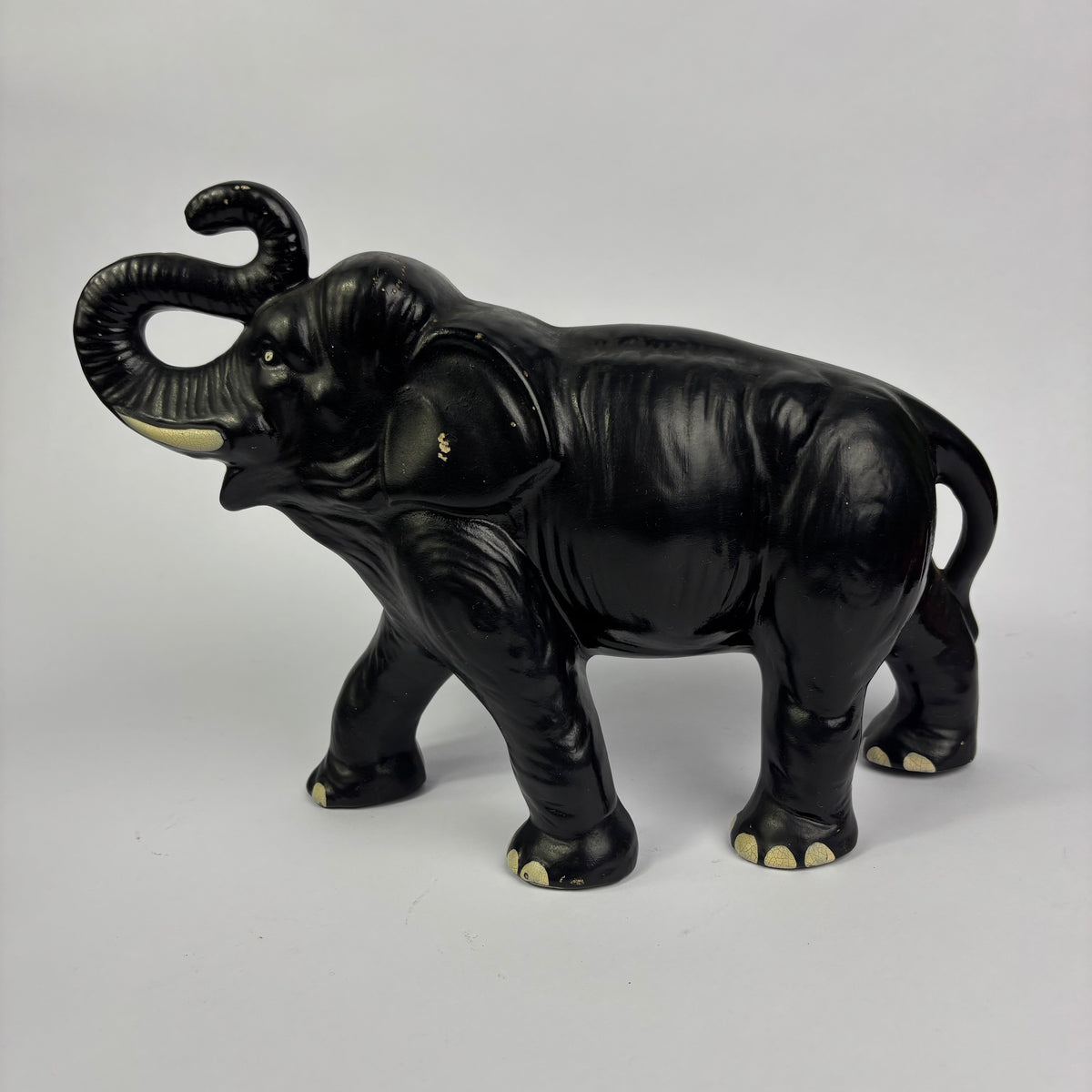Pair of Vintage SylvaC Black Elephant Figurines No. 77 – Made in England