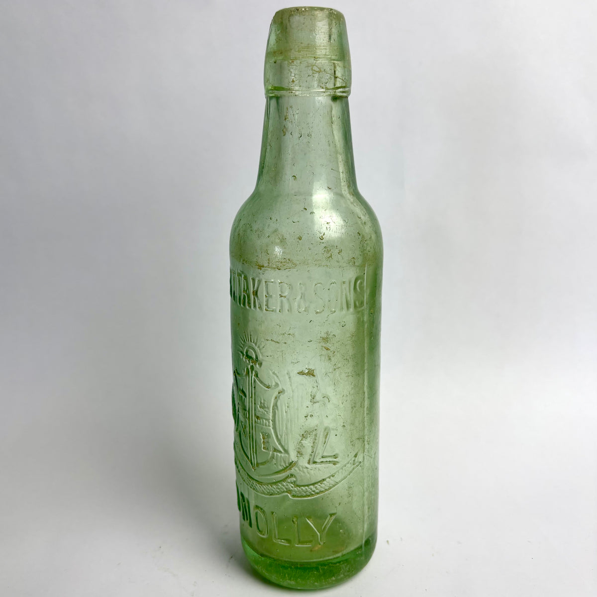 Antique Wm Whittaker & Sons Dunolly Crown Seal Bottle c1900 – Coat of Arms – Victoria