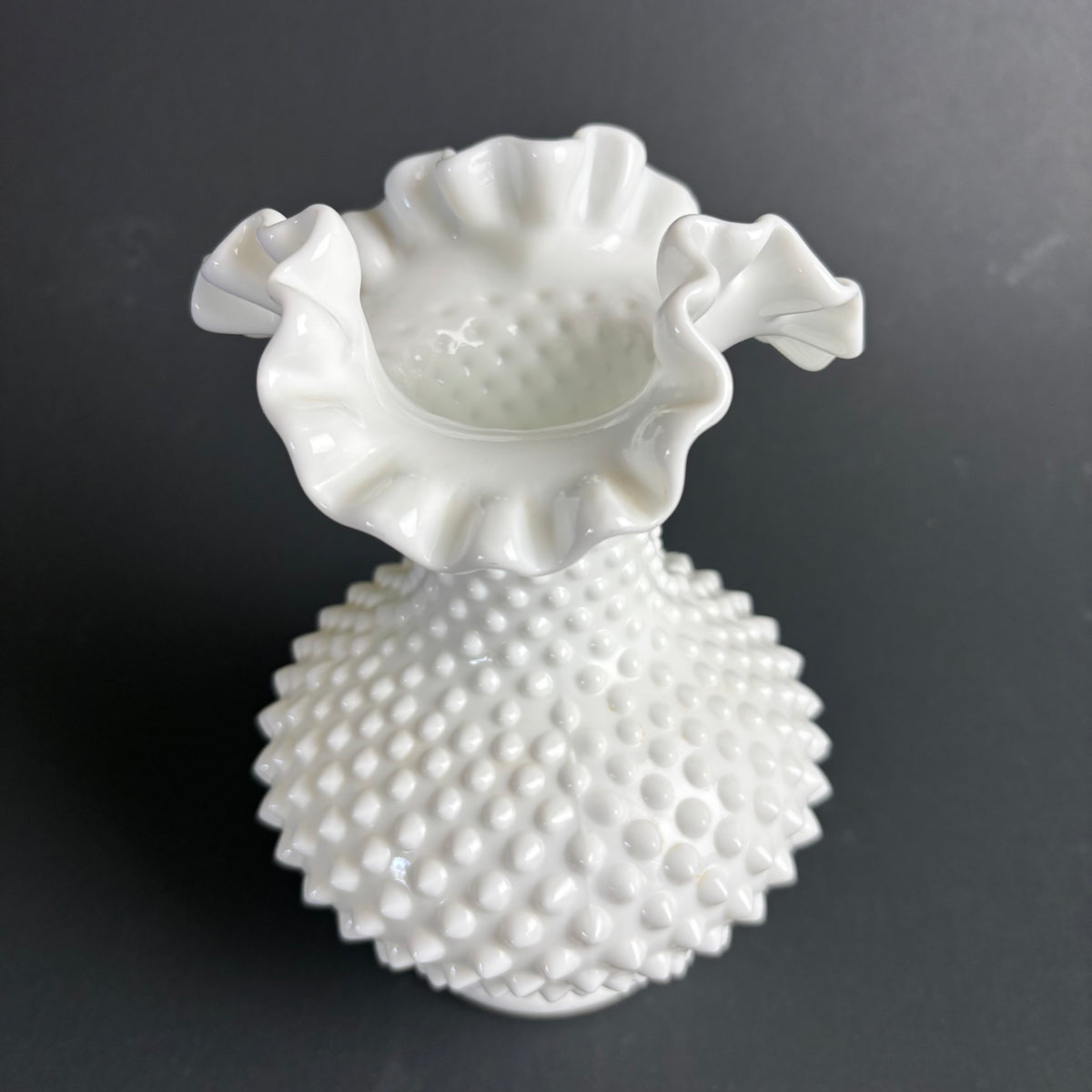 Vintage Hobnail Milk Glass Vase with Ruffled Rim – Fenton Style
