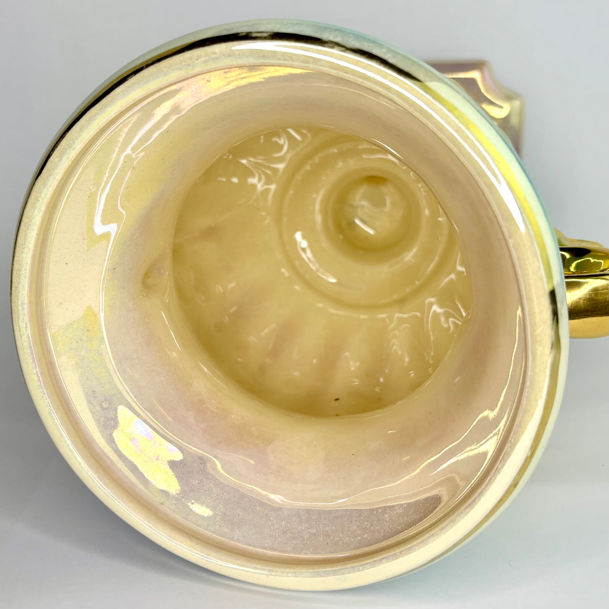 Kalmar Pottery Australia – Large Lustre Glaze Urn Vase (Shape 75, c.1950s)