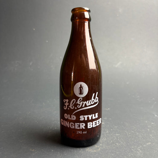 F.C. Grubb Ginger Beer Bottle Gladstone SA – Amber Glass – Vintage Australian Soda Bottle