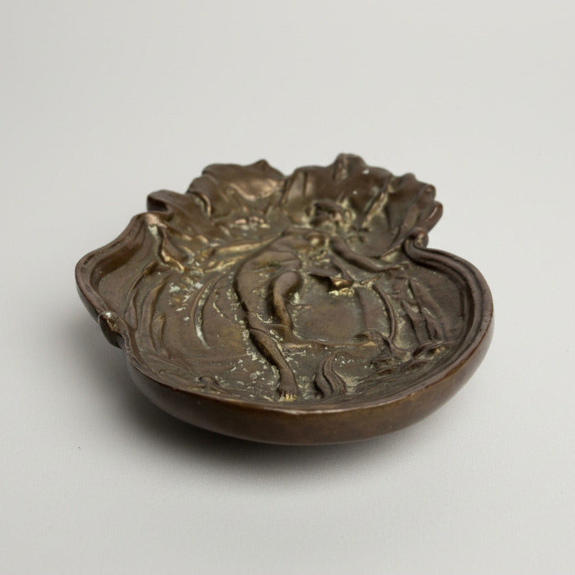 Small bronze bowl featuring a nymph by a water lily pond, with an Art Nouveau design.