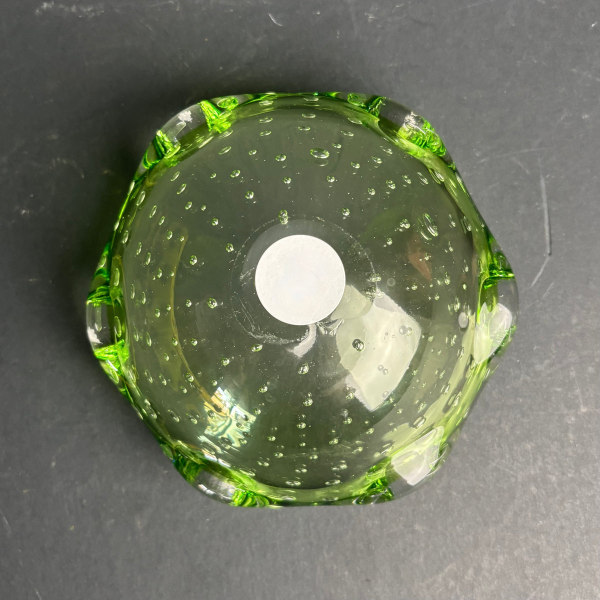 Vintage Green Art Glass Bowl – Controlled Bubble (Murano Style)