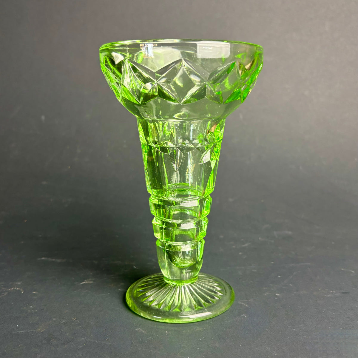 Vintage Green Pressed Glass Trumpet Vase – Art Deco Style Stepped Stem