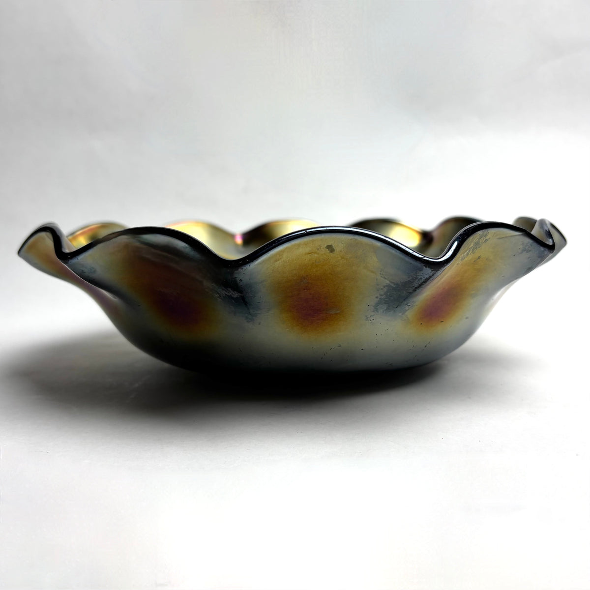 Crown Crystal Glass Kingfisher Amethyst Carnival Glass Master Bowl RD4184