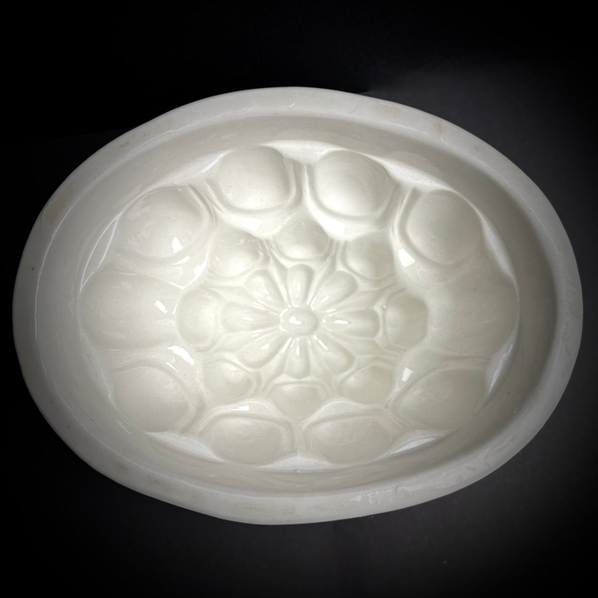Large Victorian White Ceramic Jelly Mould English Kitchenalia