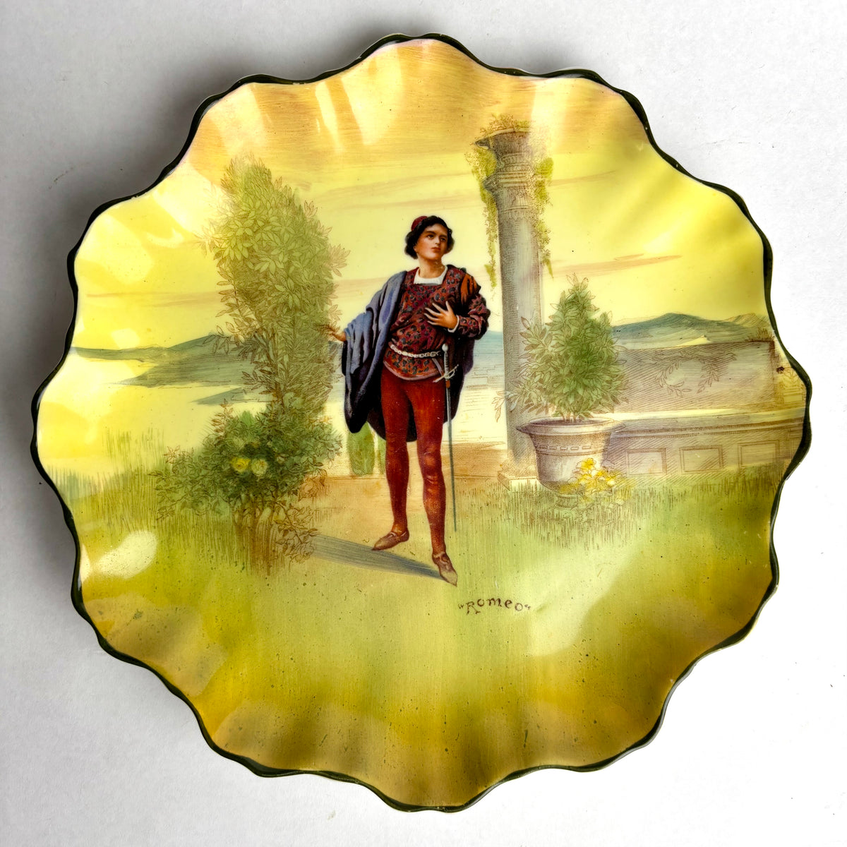 Royal Doulton Shakespeare Plate – Romeo (22cm)