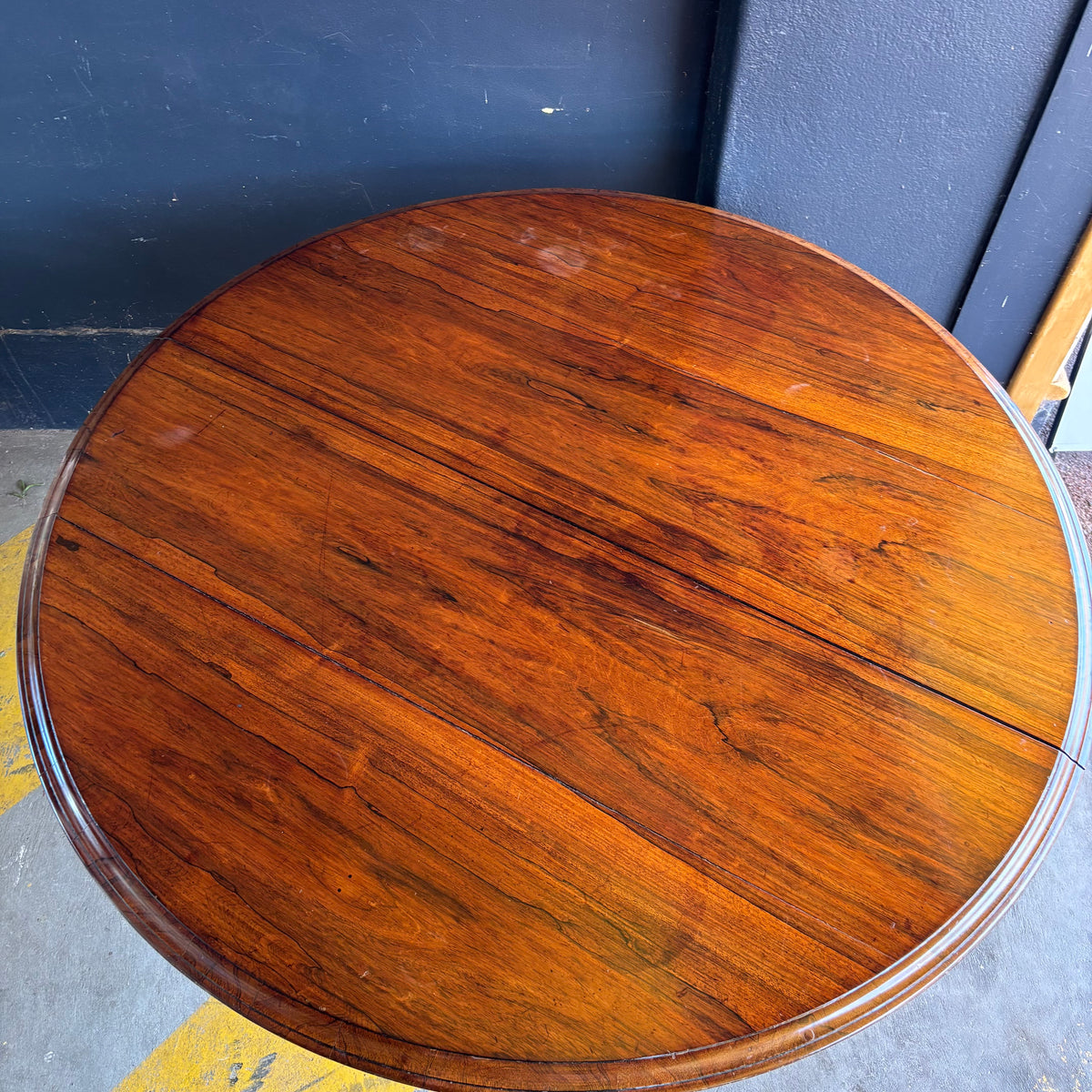 Solid Rosewood Victorian Circular Dining Table c.1860