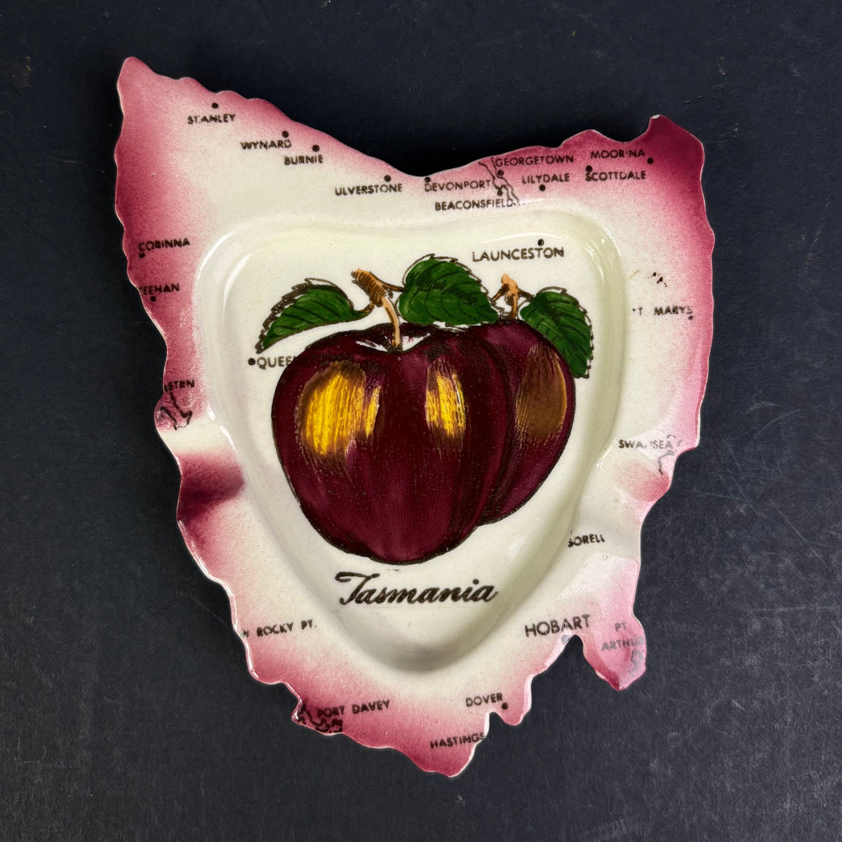 Vintage Tasmania Apple Souvenir Dish – Wembley Ware