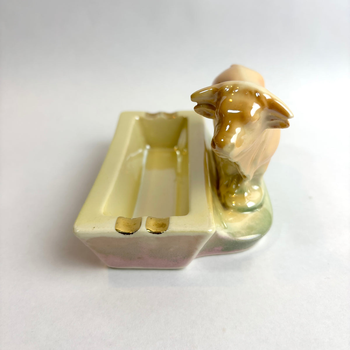 Wembley Ware Trough Ashtray with Bull – Tan Glaze