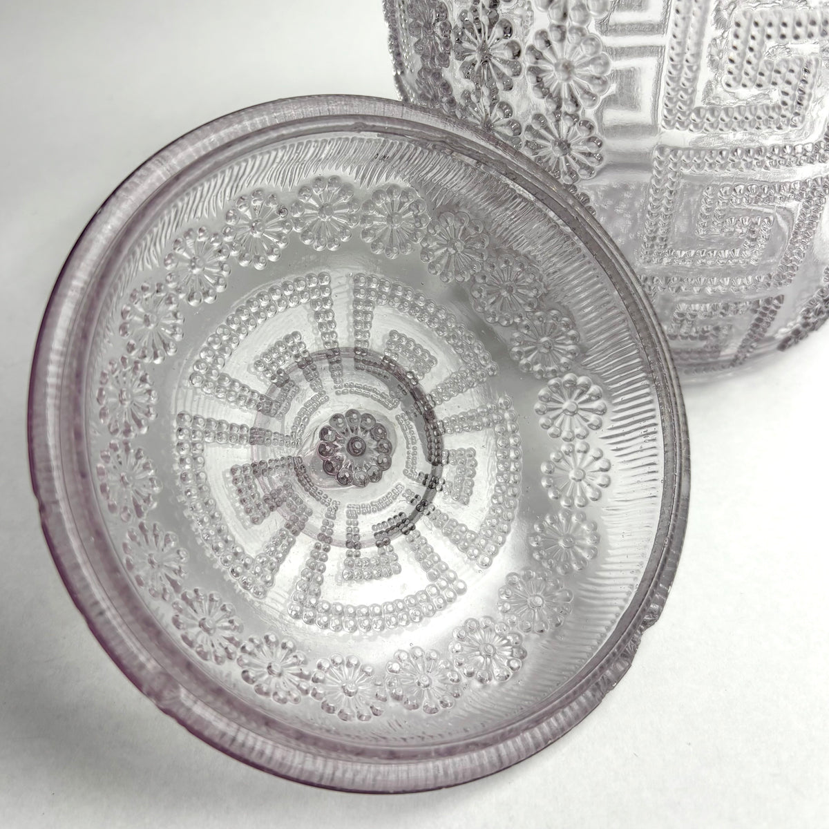 Davidson Amethyst Honey Barrel Daisy Greek Pattern