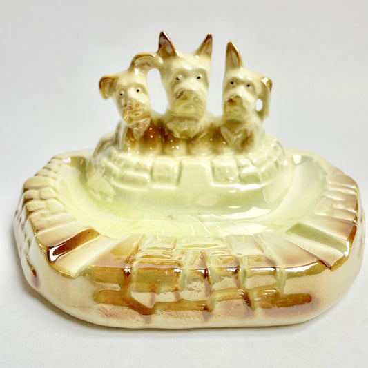 Wembley Ware Scottie Dogs Ashtray – Three Dogs on Brick Base
