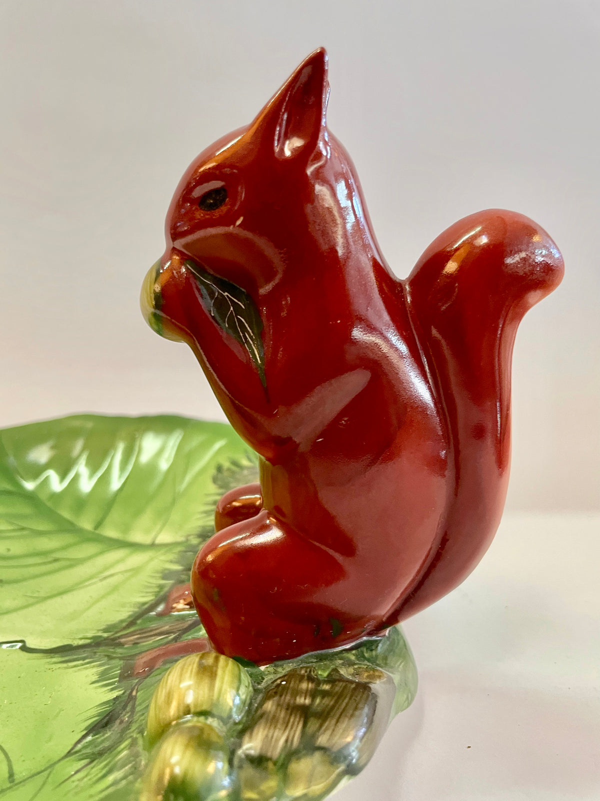 Wembley Ware Squirrel on Leaf Platter – Australian Pottery – Scarce Figural Dish c.1950s