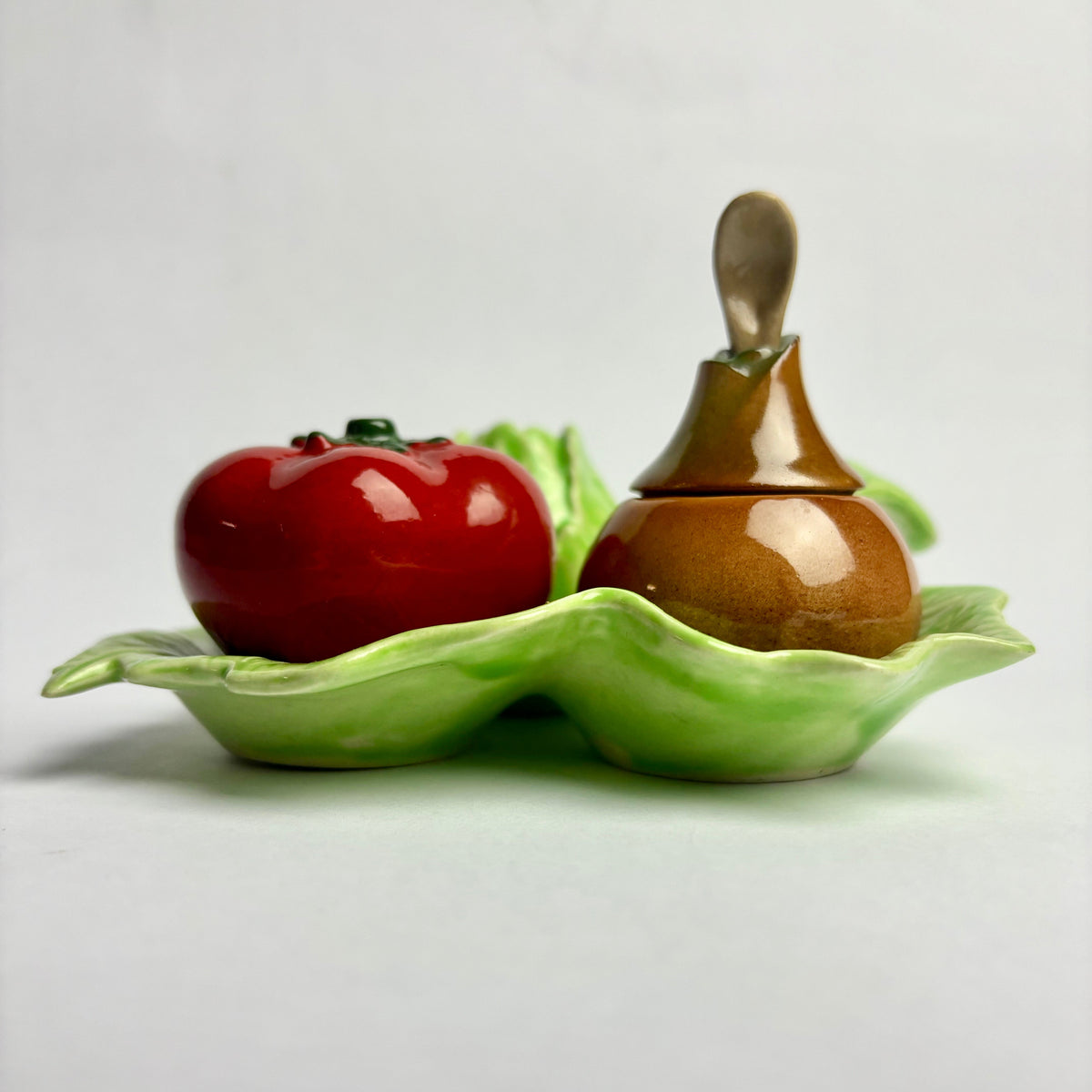 Wembley Ware Cruet Set – Complete with Lid & Spoon – Vintage WA Pottery
