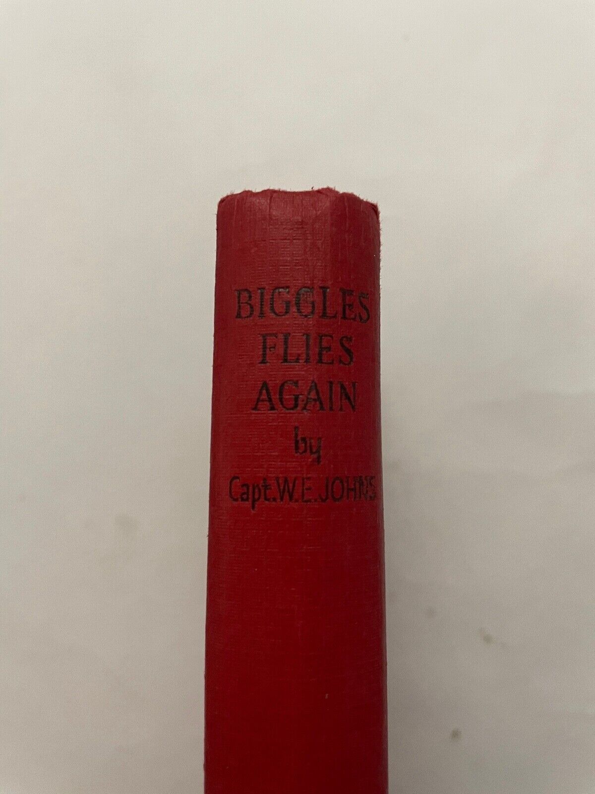BIGGLES FLIES AGAIN by Captain  W E JOHNS  (Hardcover, c1950s)