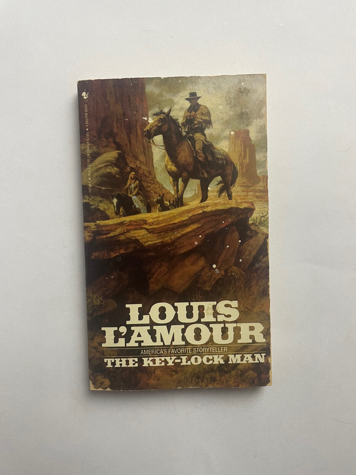 Four Vintage Louis L'Amour Western Paperbacks Dark Canyon, Key Lock Man, Sackett