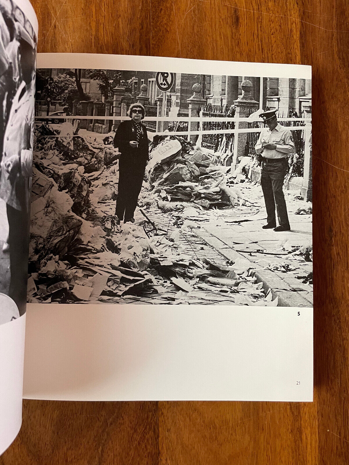 ART AND LIFE Udo Kultermann, translated by John William Gabriel, Praeger 1971